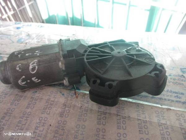 Motor Elevador Vidro 400843B PEUGEOT 107 2008 FE CITROEN C1  1 FASE 1 AIRDREAM SX 2006 1.0I 68CV 5P PRETO FE - 1