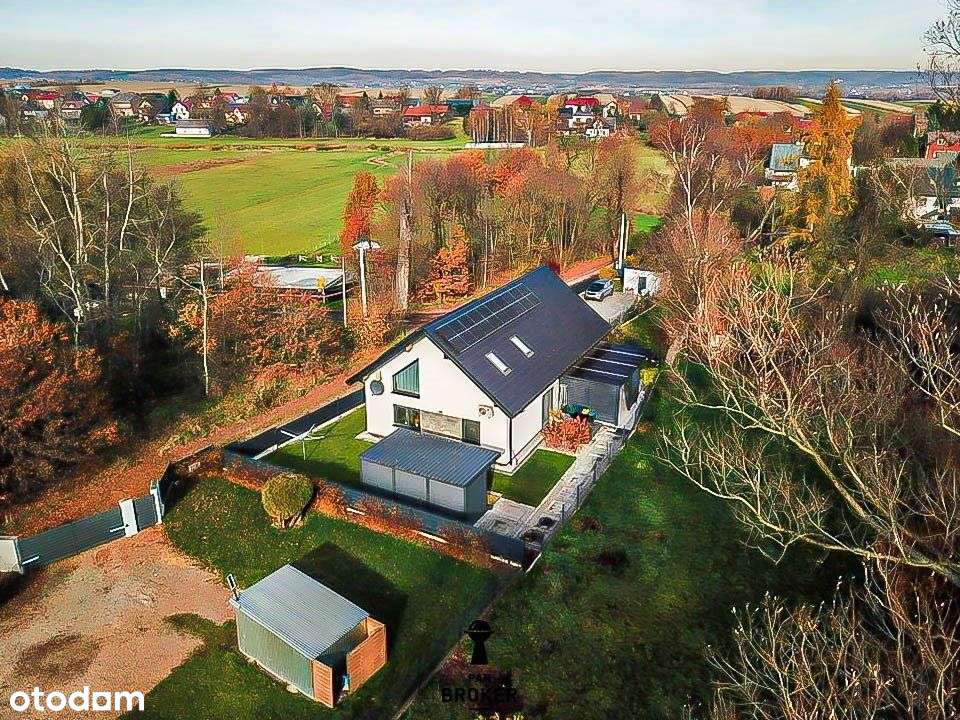 Komfortowy i nowoczesny dom z pełnym wyposażeniem-3