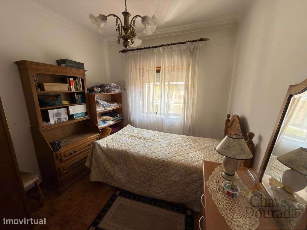Fantástico apartamento T3 com sótão, na Av. Fernando Namora, com bo...-13