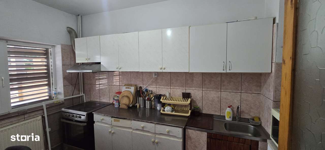 Vila Eforie Nord D+P+2+M zona Mirage Spa aproape de mare - Imagine principală: 2/7