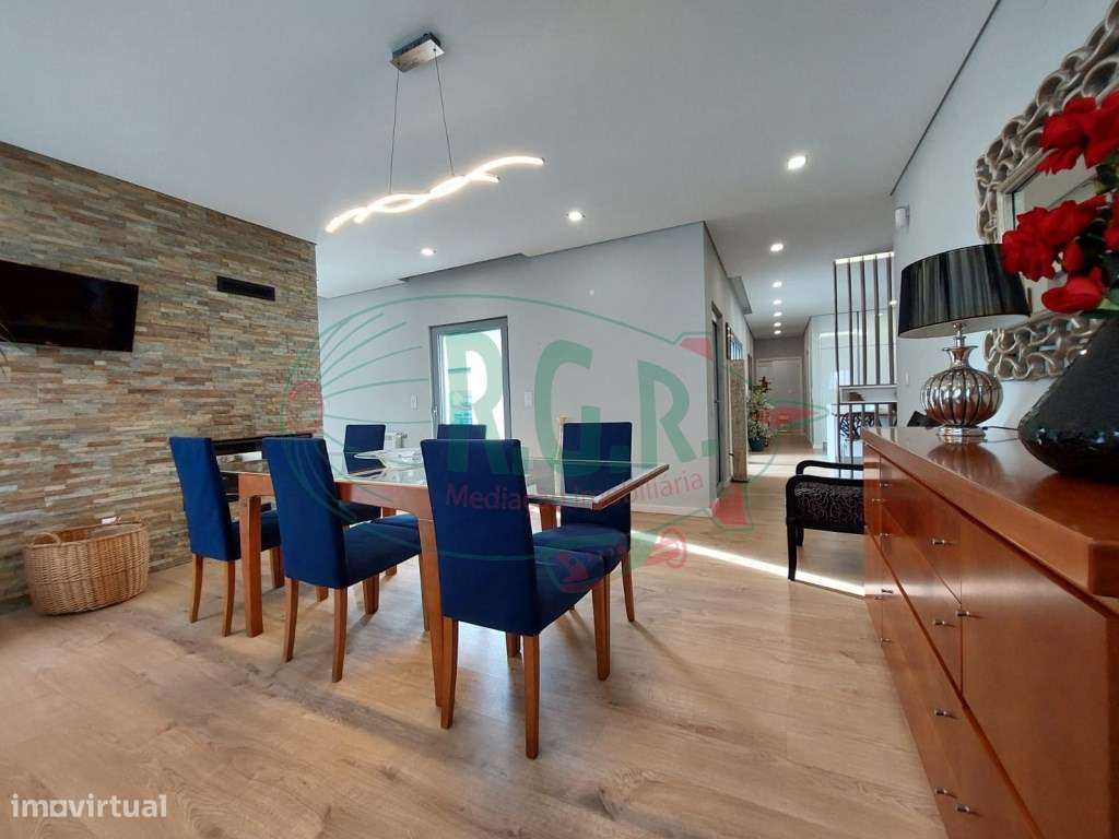 Moradia T3+1 Térrea | São Cosme | 10 min Porto-5