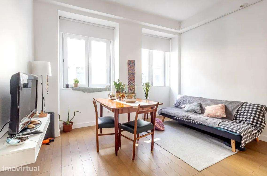 Apartamento T1 com óptima localização e conforto - Grande imagem: 2/21
