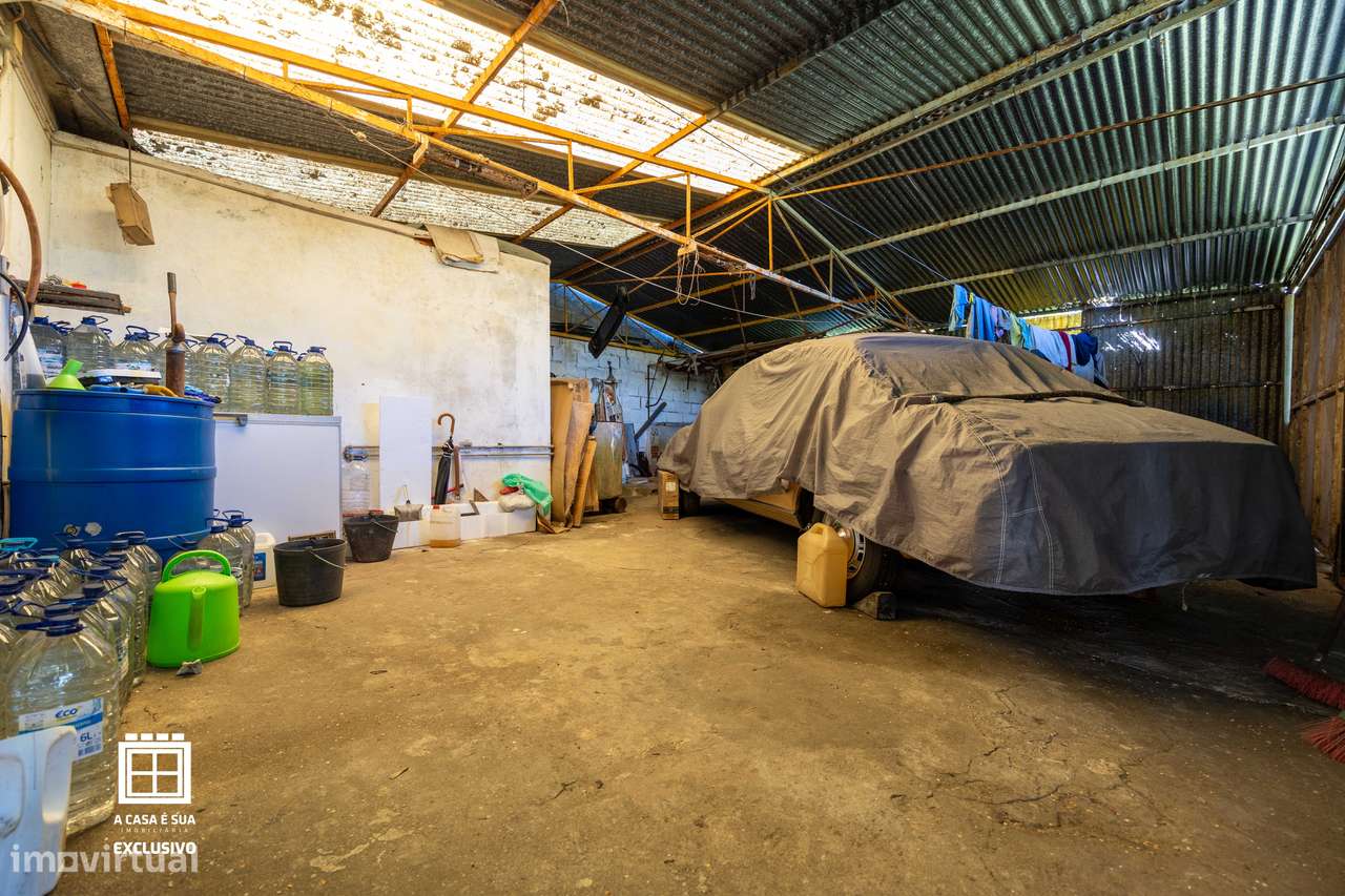 Moradia com duas habitações independentes em Lourosa - Exclusivo-6