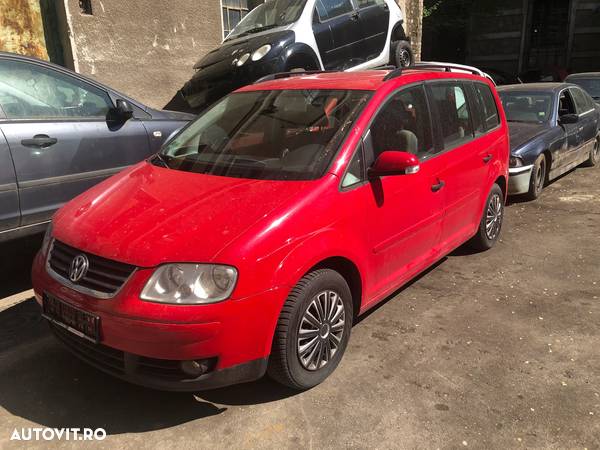 Aripa stanga/aripa dreapta fata pentru Volkswagen Touran 2006 rosu - 1