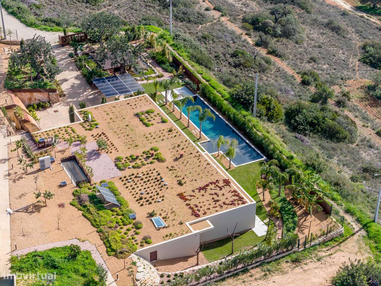 Moradia T4 em Almancil Onde Luxo e Sustentabilidade se Encontram - Grande imagem: 4/60