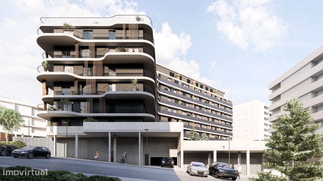 Apartamento T1 moderno com ampla varanda e lugar de garagem-9