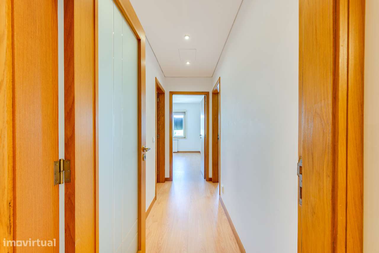Apartamento T3 Venda em Ramalde,Porto-17