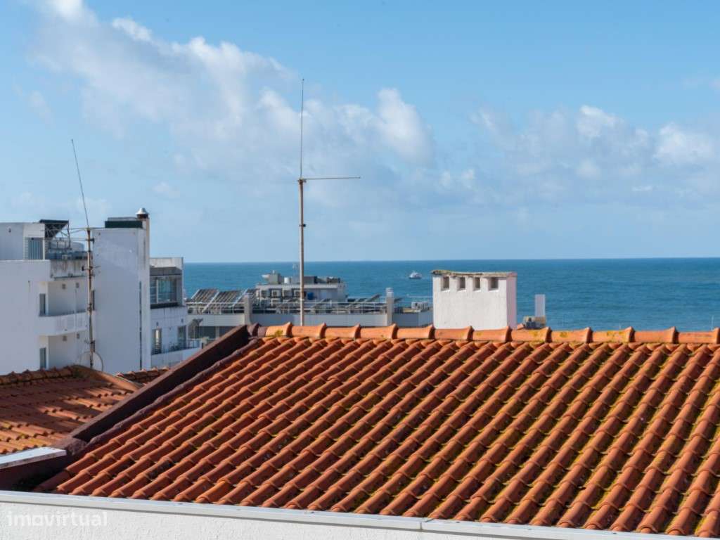 Apartamento T2+1 com Vista Mar a 2 passos da praia da Nazaré-38