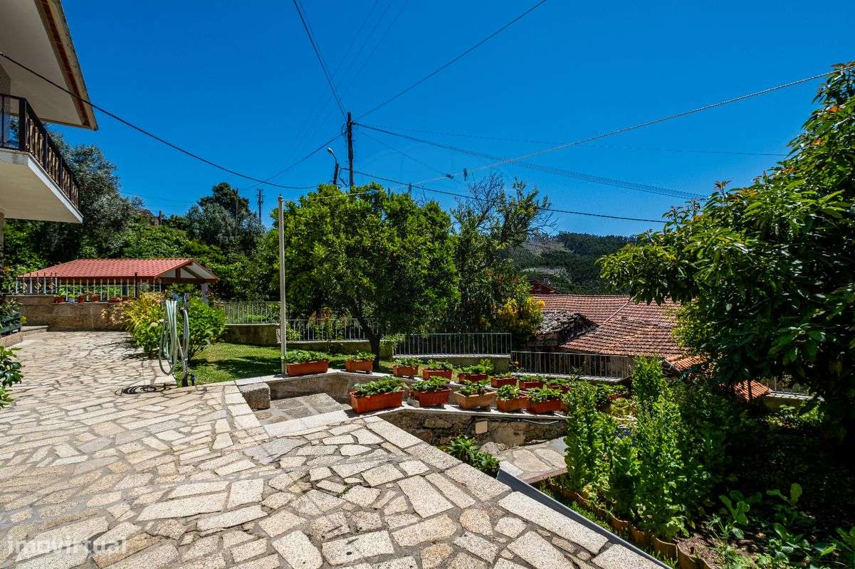 Moradia T4 para venda-38