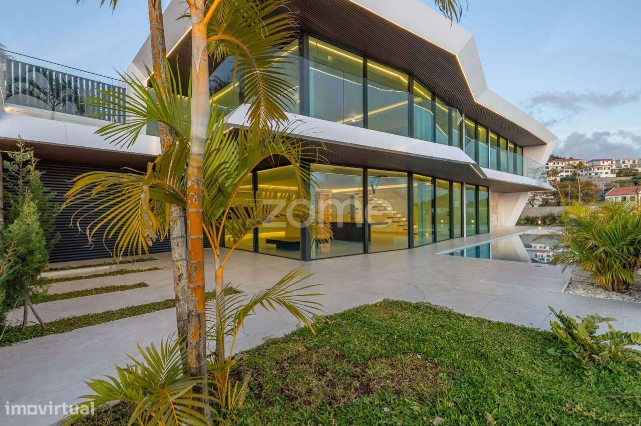 Moradia T4|Vista Baía|Funchal-50