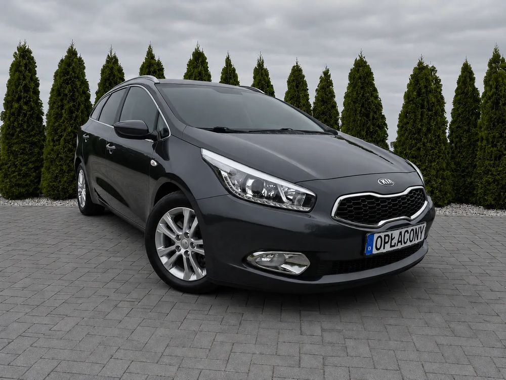 Kia Ceed II (2012-) 1.6 CRDi 128 Platinum Edition 2013