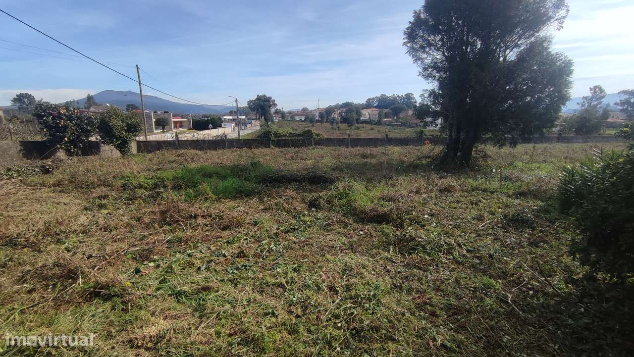 Moradia individual, com terreno, em Rendufe, Amares-41