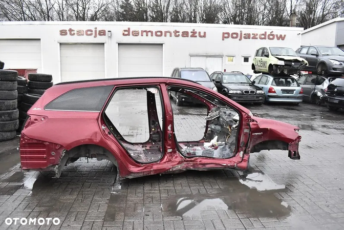 Karoseria Ćwiartka Błotnik Podłużnica Próg Słupek Dupa Toyota Auris 2 II 1.8 HYBRID Kombi Lift 17R - 3