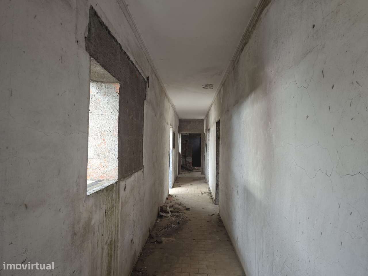 Edifício Inacabado com Enorme Potencial de Rentabilização-20