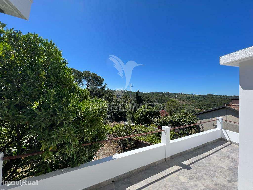 Moradia com 2 quartos com terreno - Renovada - Viseu - Nelas - Grande imagem: 4/21