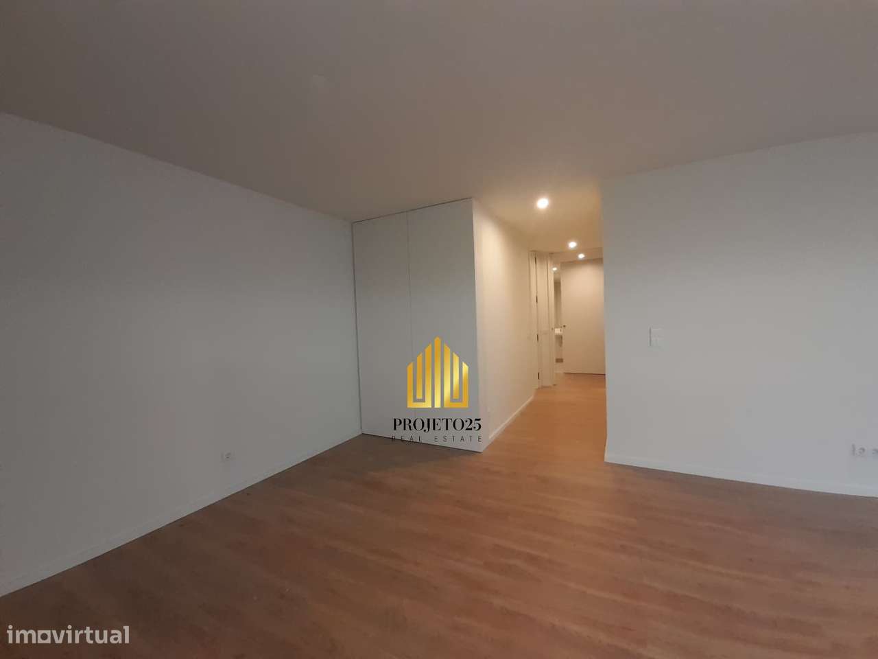 Apartamento T1 Novo em Condomínio Fechado Junto ao Parque do Covelo.-7