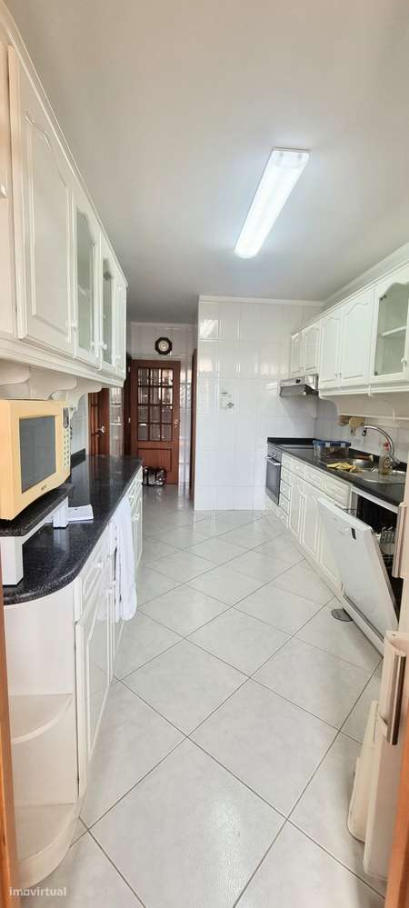 T4 com garagem Individual Rua Dom Afonso Henriques-16