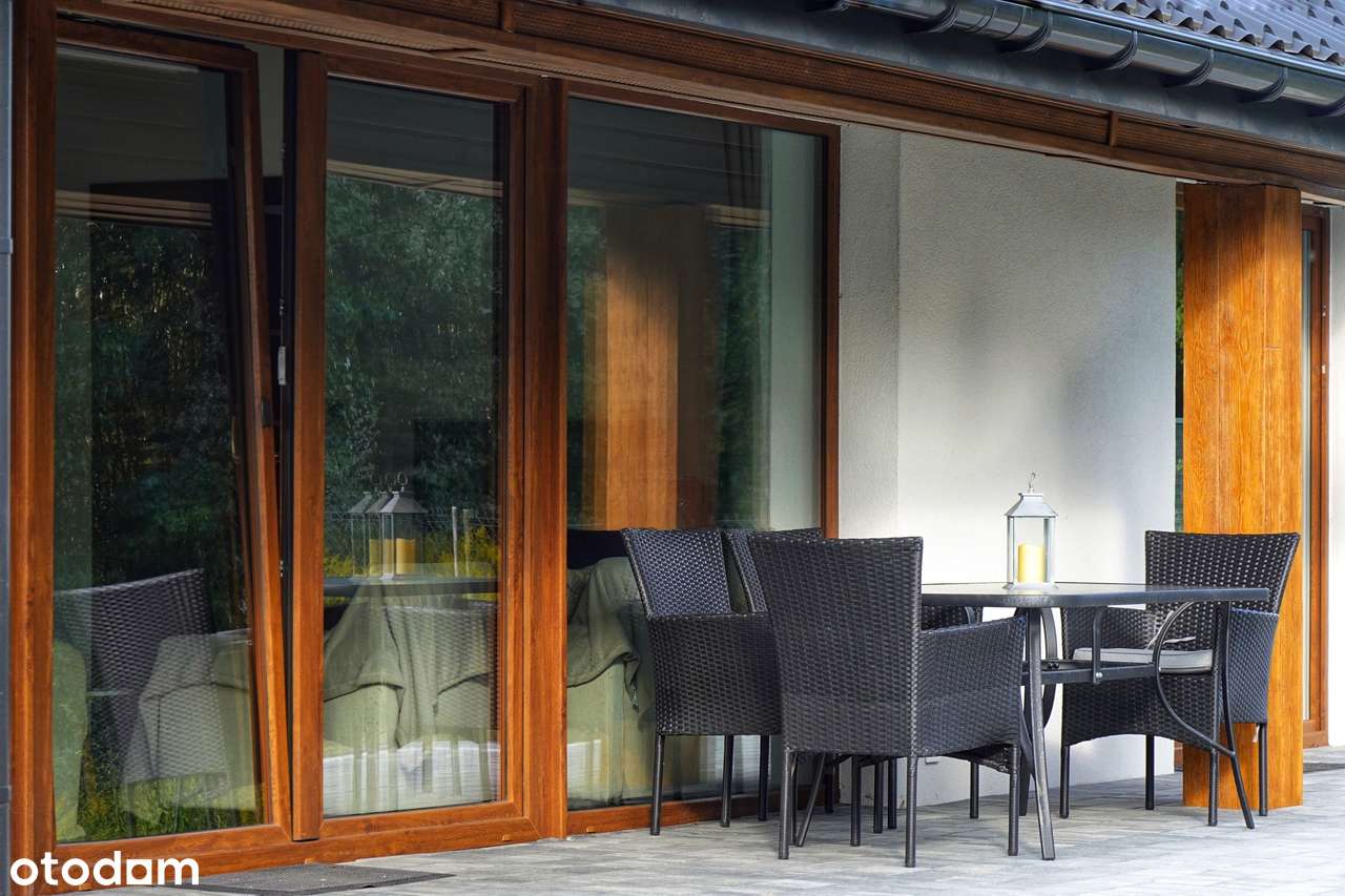 Nowoczesny dom w pięknej okolicy-18