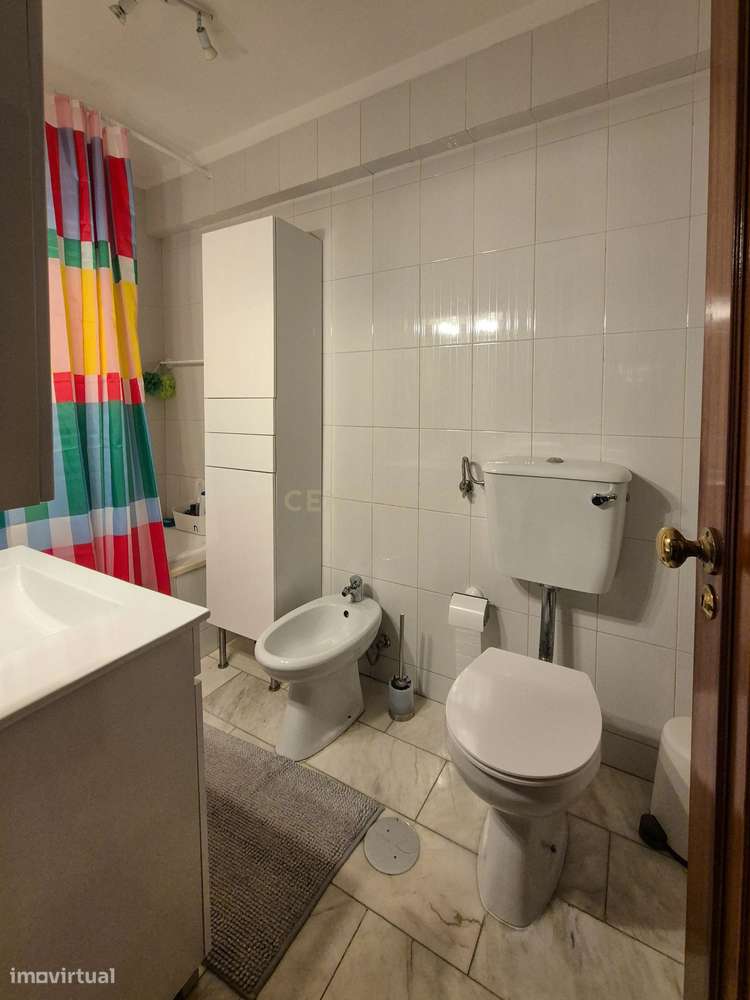 T2+1 com lugar de garagem em frente ao Hotel Ipanema Park-11