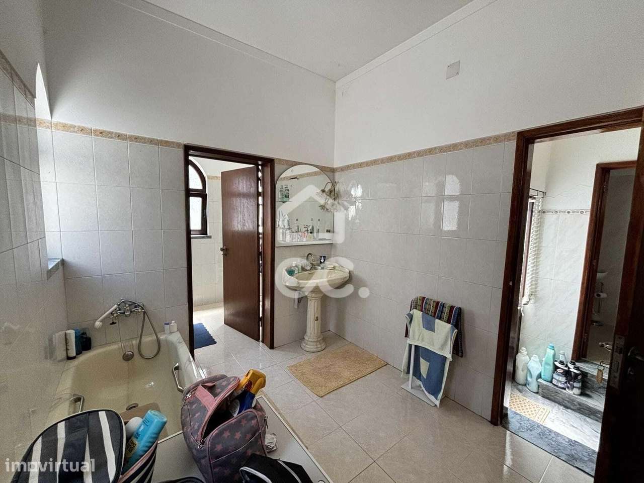 Moradia com 4 quartos no centro da cidade com garagem-24