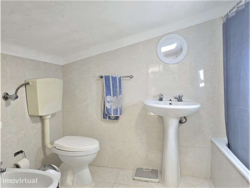 Apartamento T2 + Sótão-21