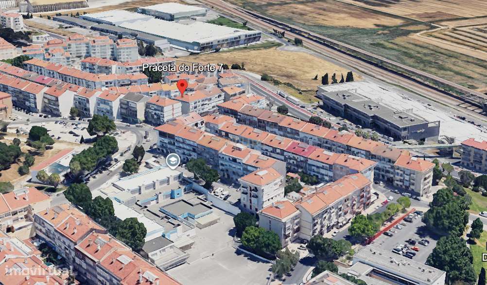 T1 com excelentes áreas, varandas e arrecadação – Forte da Casa-20