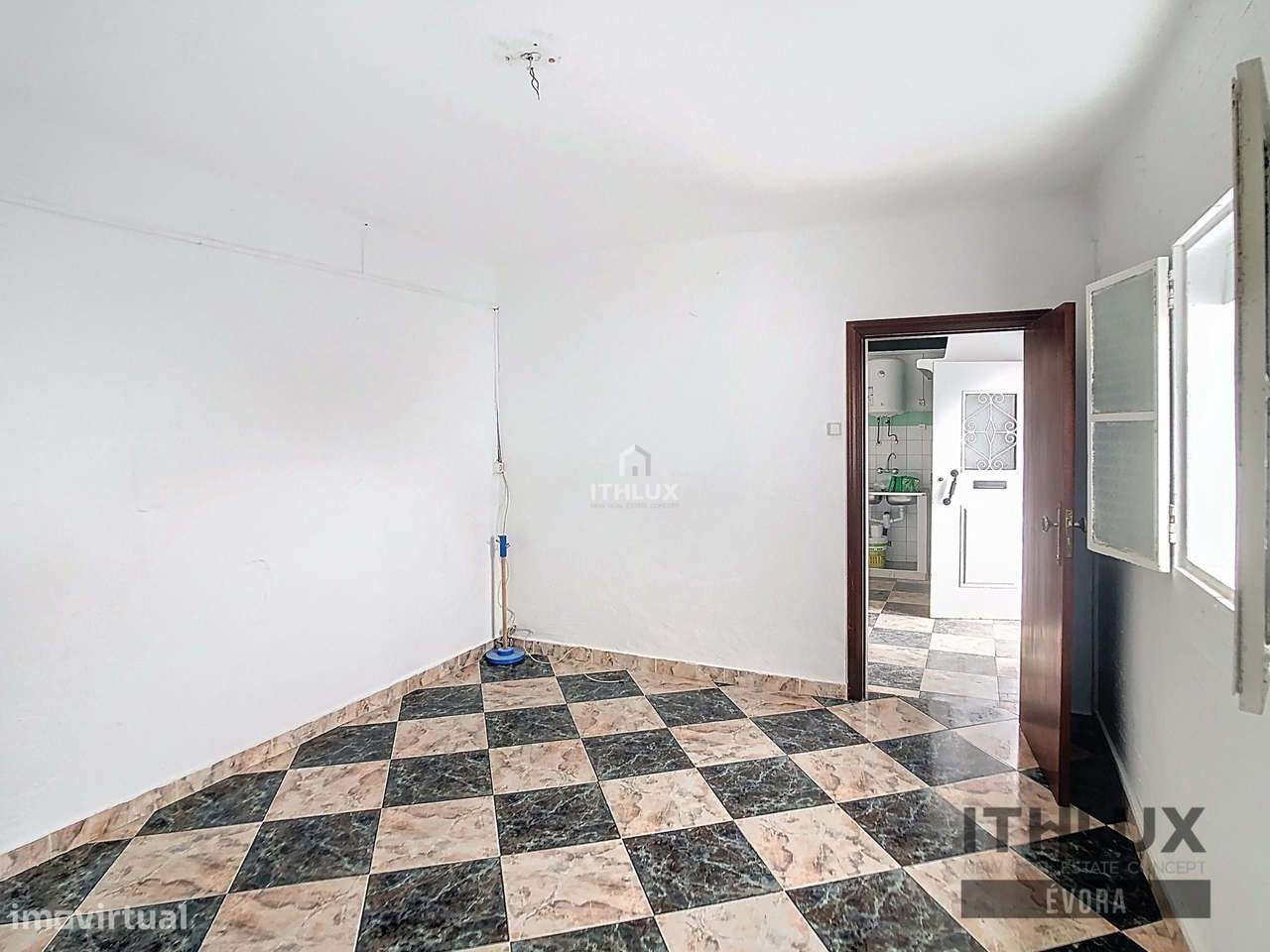 Moradia localizada em São Romão/Ciladas, Vila Viçosa com área bruta pr - Grande imagem: 5/19