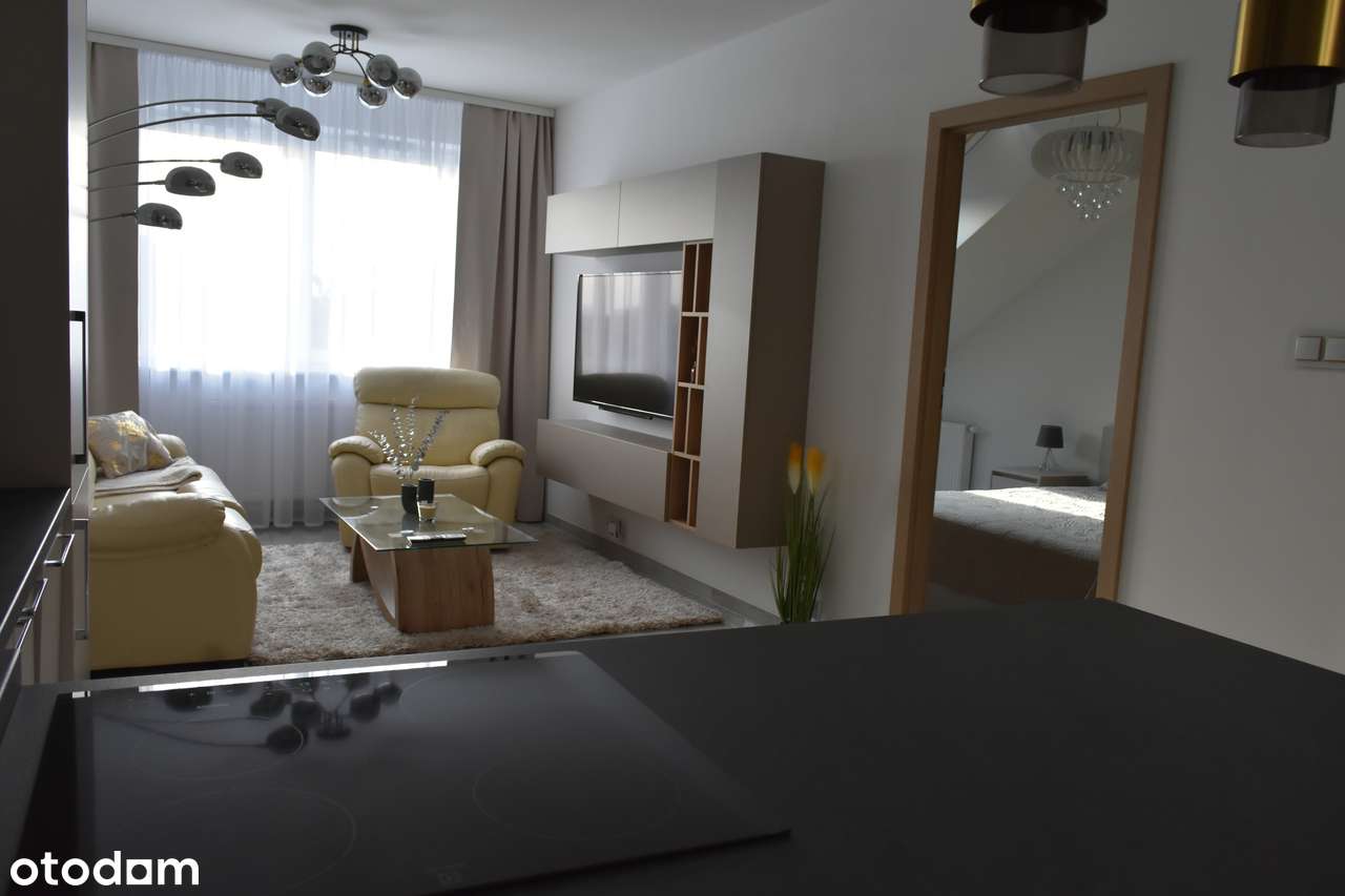 Nowoczesny apartament, suszarka, tv, skórzany wypoczynek. - Pełny obrazek: 4/17