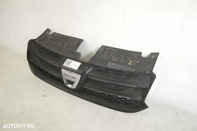 Grila Centrala Radiator Originala In Stare Buna Dacia Logan 2 2013 2014 2015 2016 623103971R - 3