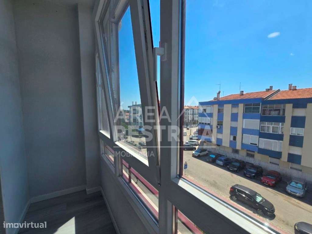 Apartamento T4, totalmente remodelado, na Cruz de Pau-27
