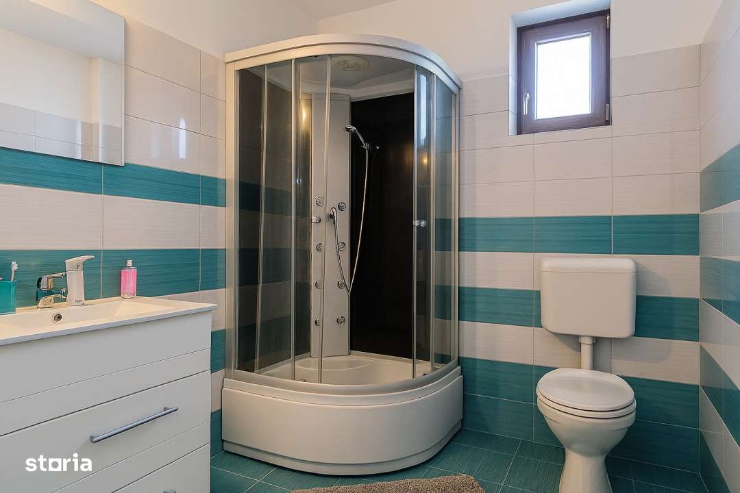 Vila spatioasa in Ciorogarla, teren 656 mp, mansarda 80 mp-12