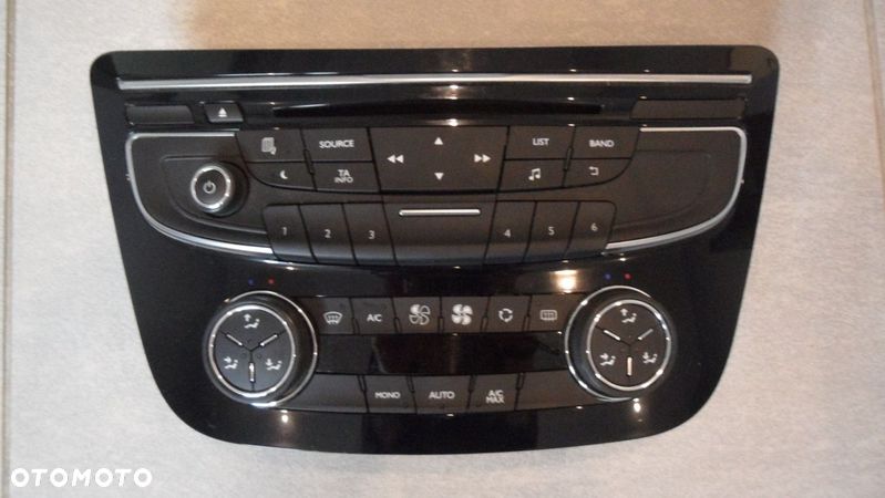 Panel radia i klimatyzacji do Peugeot 508 - 1