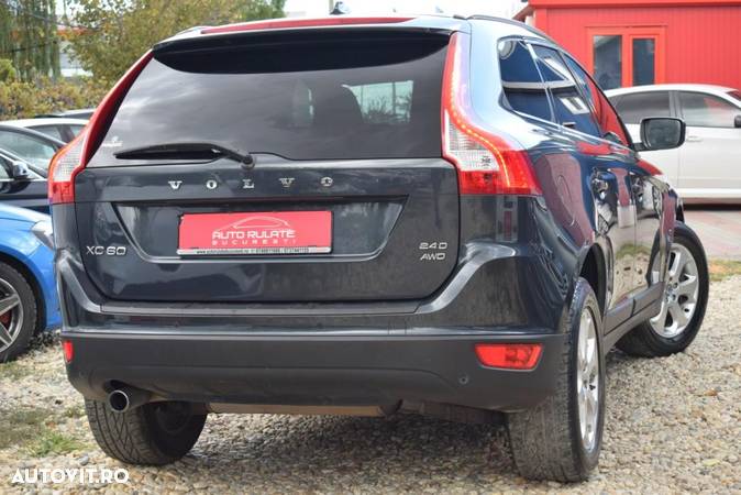 Volvo XC 60 D5 AWD Kinetic - 7