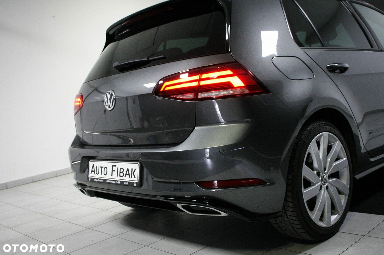 Volkswagen Golf - 13