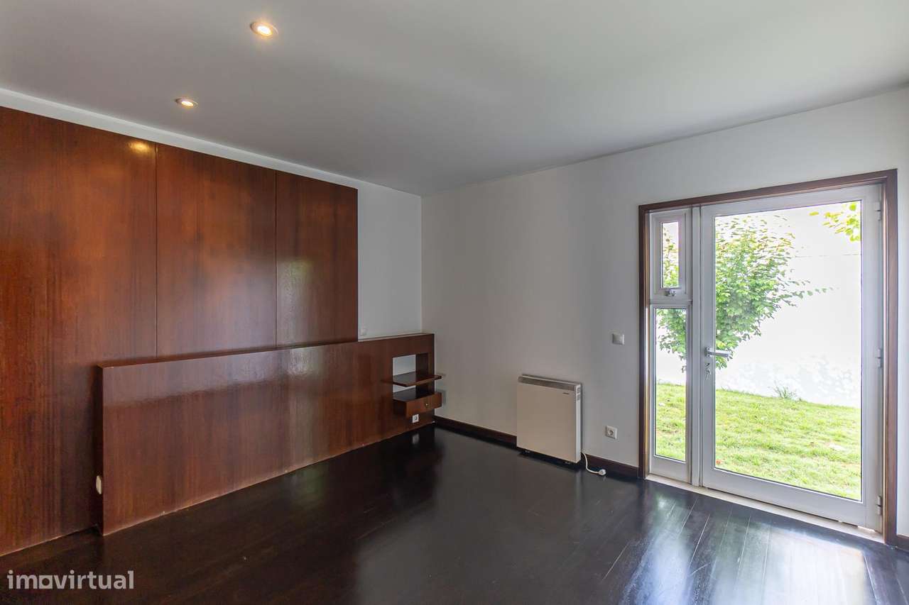 Moradia T3 de 4 Frentes, no centro Avanca( Estarreja),  lote de 360 m2-24