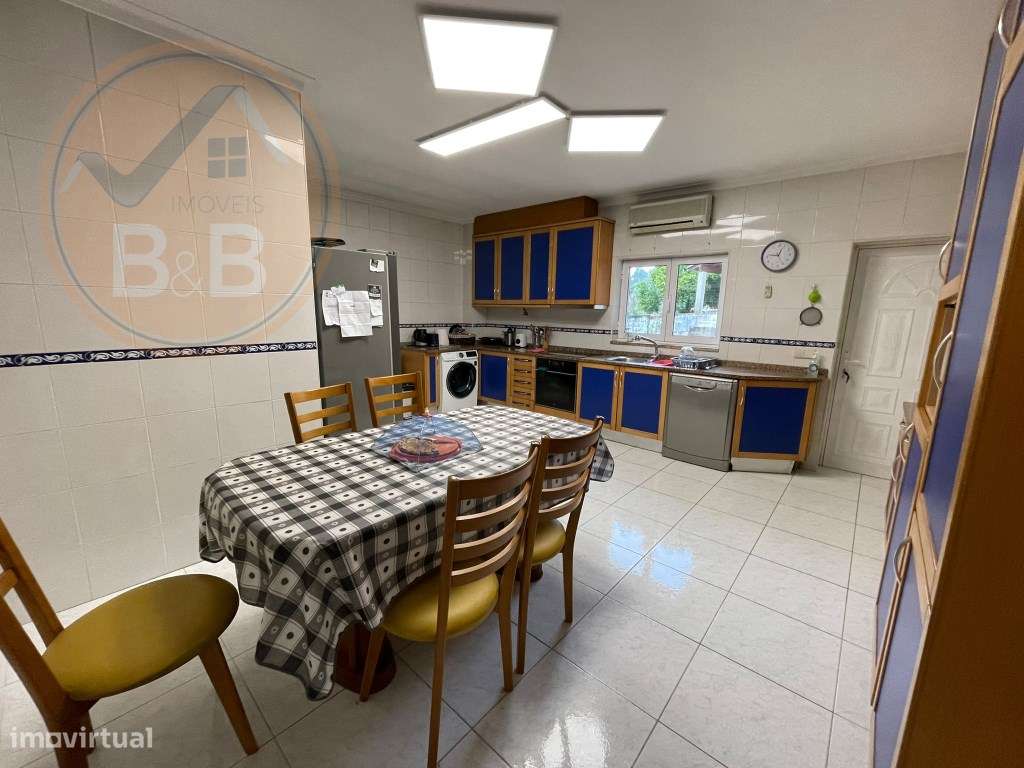 Moradia T4 em Outeiro, Cabeceiras de Basto-8