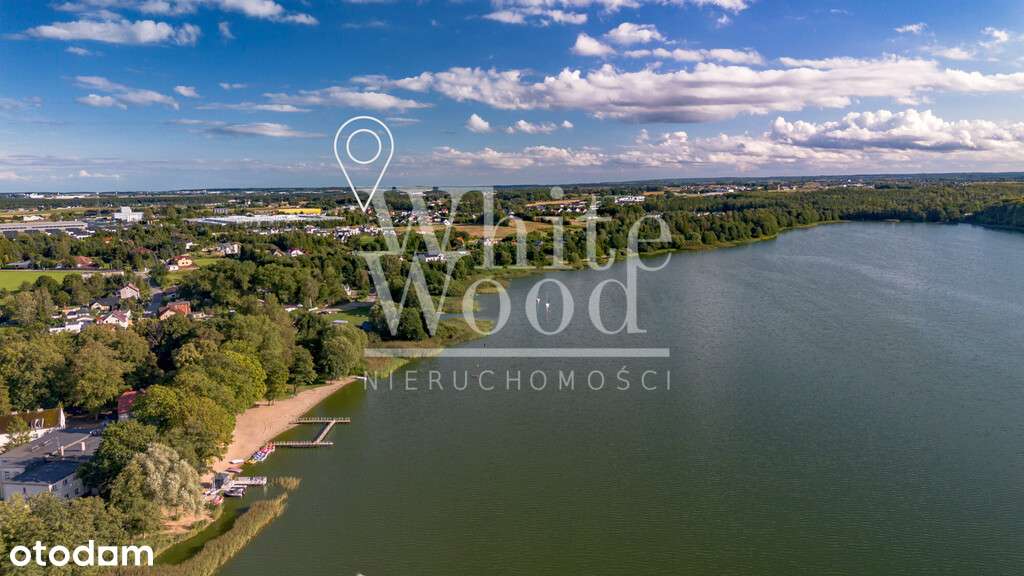 Dom przy jeziorze w Tuchomiu