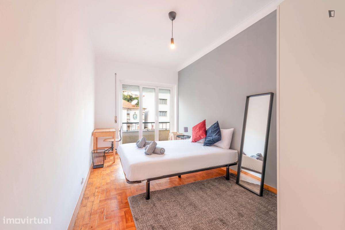 Quarto - localizado em Telheiras Lisbon - Grande imagem: 3/11