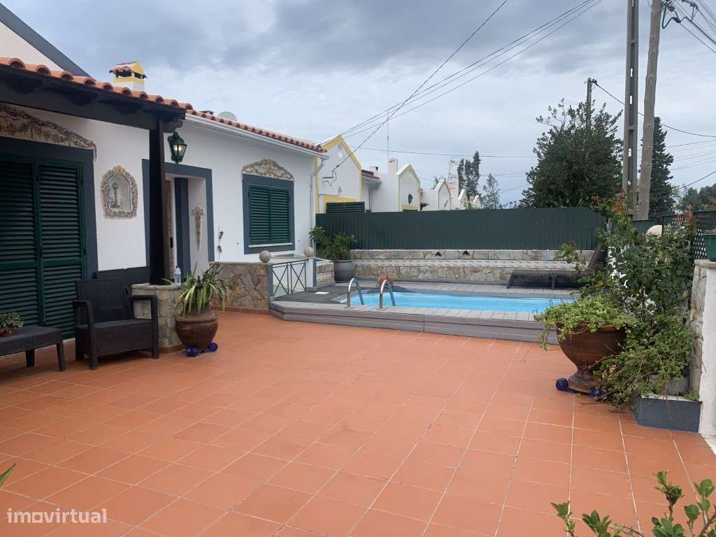 Moradia T3 + 1 com Piscina e Churrasqueira - Grande imagem: 4/45