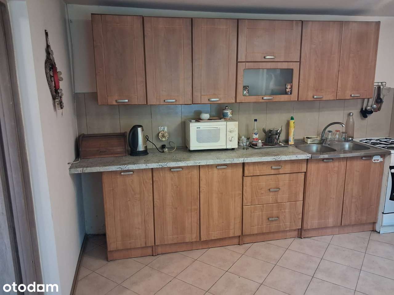 Dom 3-pokojowy z działką 30 arów oraz stodoła ze stajnią - Pełny obrazek: 4/18