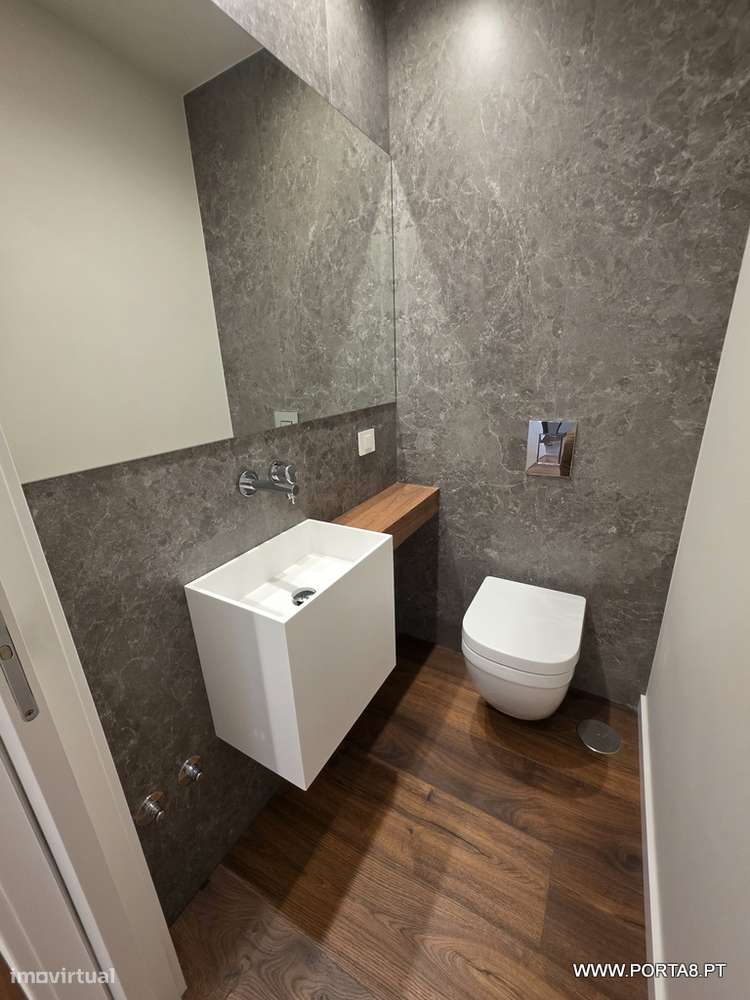 Apartamento T3 Novo com garagem-18