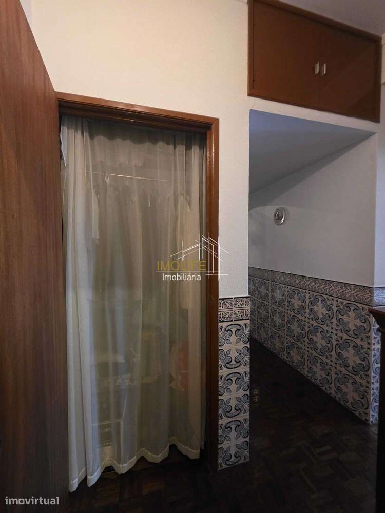 Apartamento T2 em odivelas com vista desafogada-14