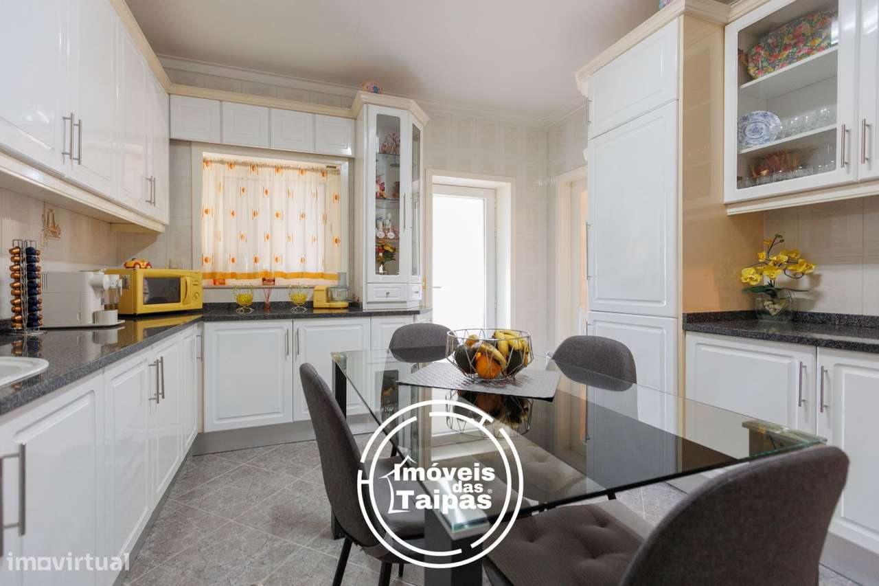 Vende-se Apartamento T3 em Sande São Martinho, Guimarães-16