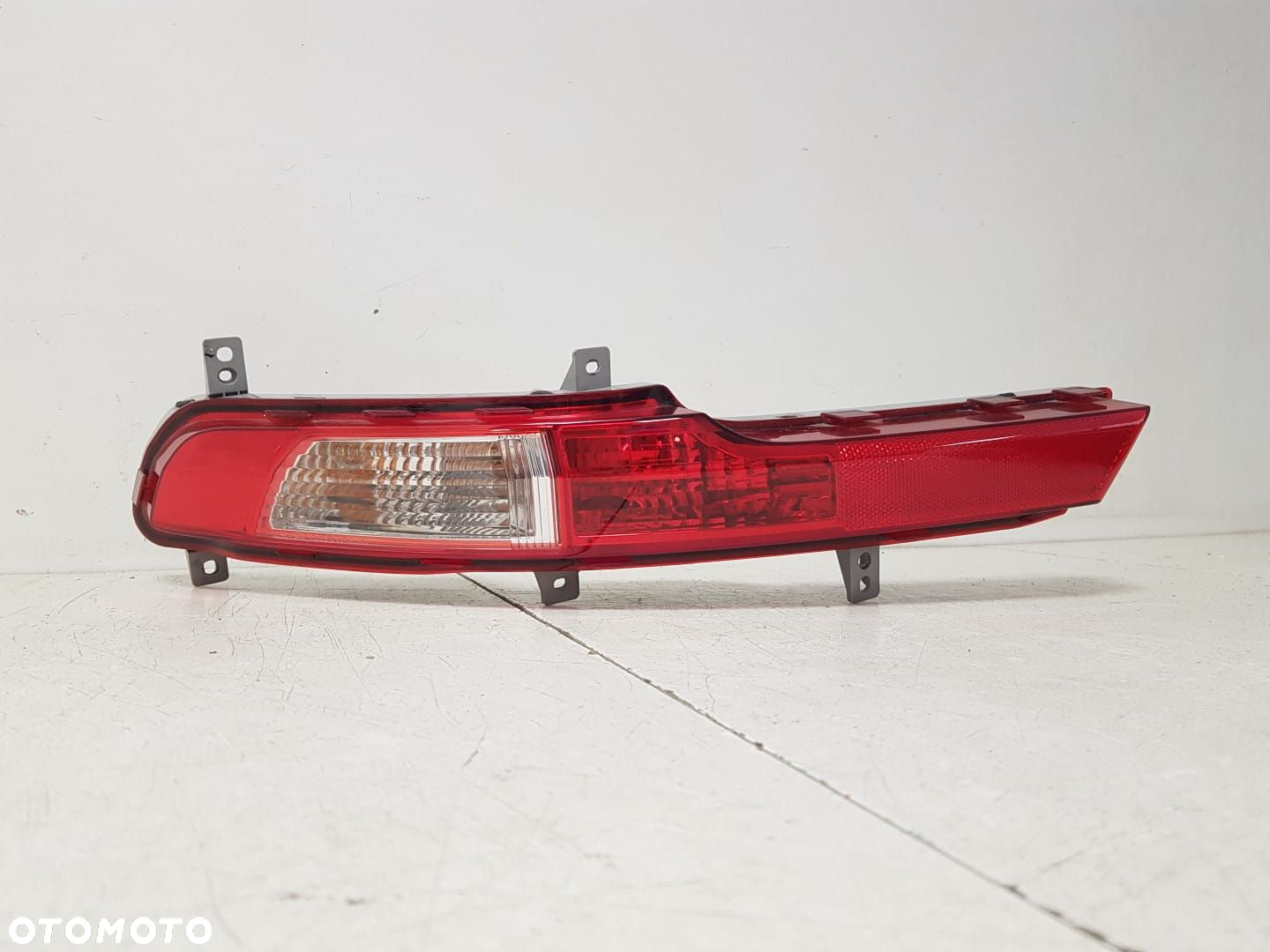 KIA SPORTAGE III 3 10-15 LAMPA TYLNA TYŁ W ZDERZAK LEWY LEWA 92405-3U3 92405 3U3 - 3