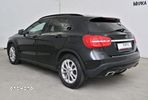 Mercedes-Benz GLA 200 7G-DCT Urban - 11