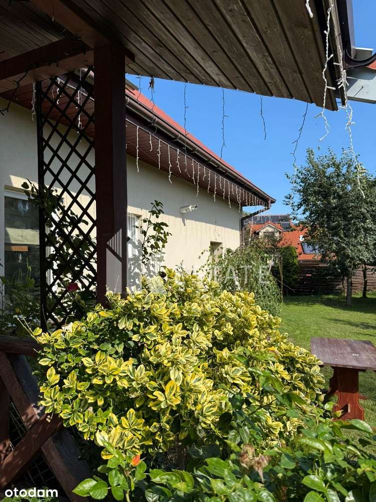 WYJĄTKOWY DOM W DOŁUJACH PRZY LESIE, DZIAŁKA 866 m-16