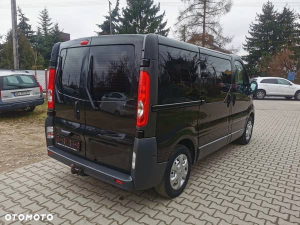 Opel Vivaro 2.5 CDTI L1H1 Life Cosmo - 4