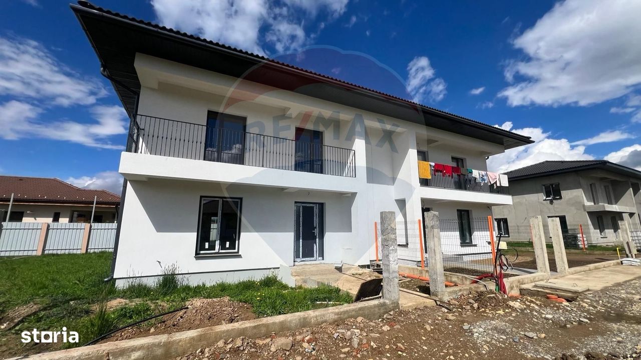 Duplex de vânzare sat Săsar (5 min de Baia Mare)