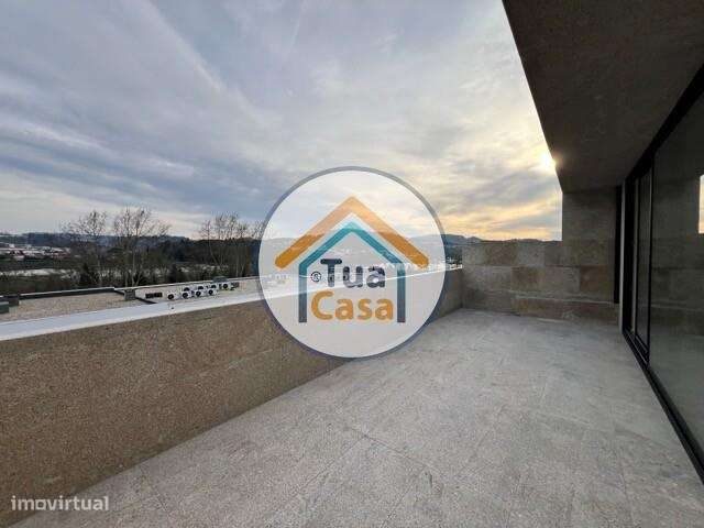 Apartamento T2 em Guimarães - Creixomil - Último Piso - Grande imagem: 4/27