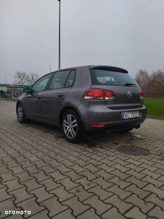 Volkswagen Golf VI 2.0 TDI Comfortline - 6